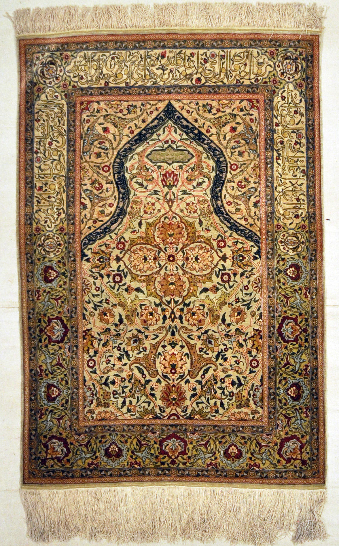 Hereke Carpet, late 19th century North West Turkey