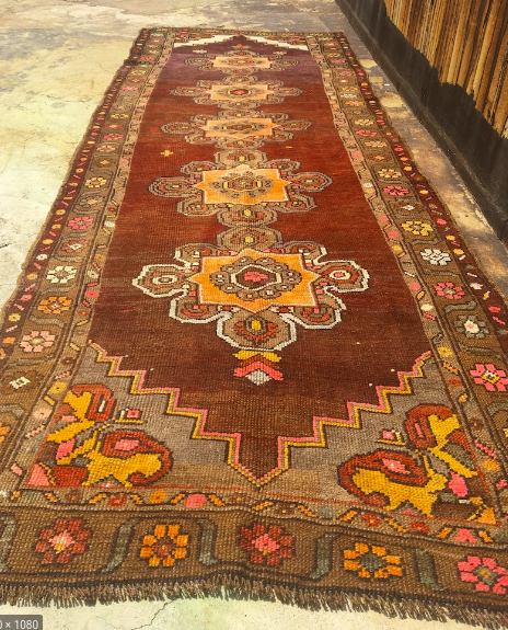 Vintage "Serhad" area carpet with natural wool clors and some dyed yarns. Eastern Turkey