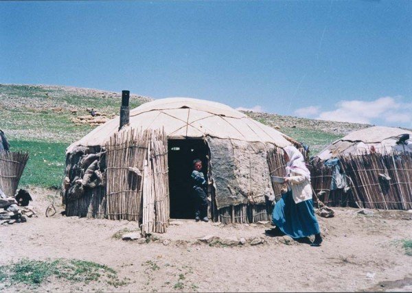 Kuzugüdenli subtribe of Bayat turkmens, using round felt tent, Akkisla, Kayseri, 1980s