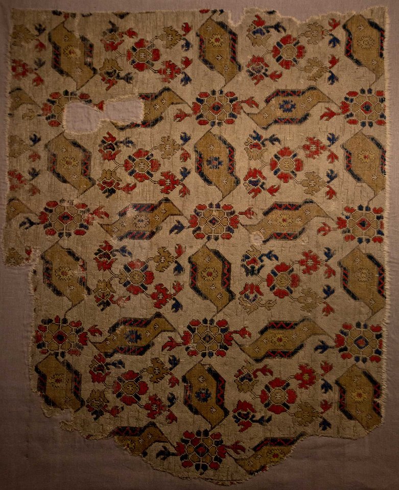 So called "bird Usha" patterned carpet, 16th century, Vakiflar Museum