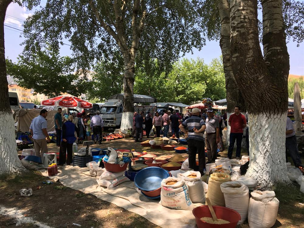 Nomadic market place in Ereğli town, South Central Turkey 2019